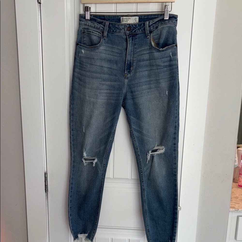 Abercrombie & Fitch Curve Love Ankle Jean high rise 29R